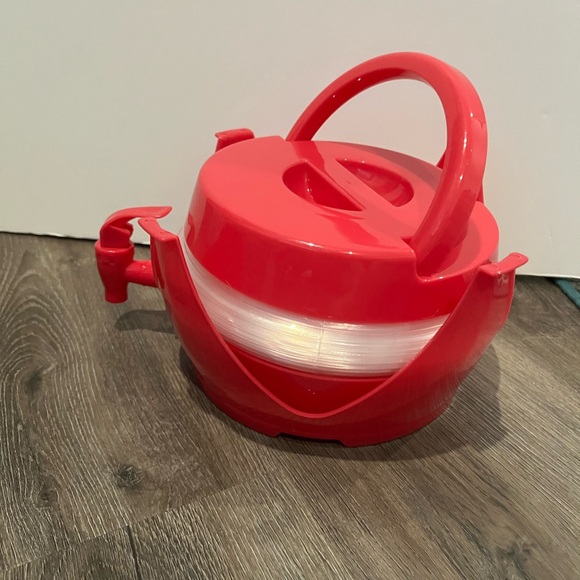 Space Saving Collapsible Drink Dispenser- NIB - Picture 5 of 6